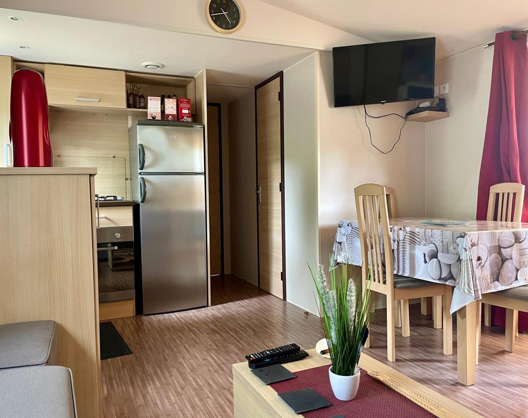 Mobilhome Jf64 40M2 Camping Familial Les Mathes Eksteriør bilde